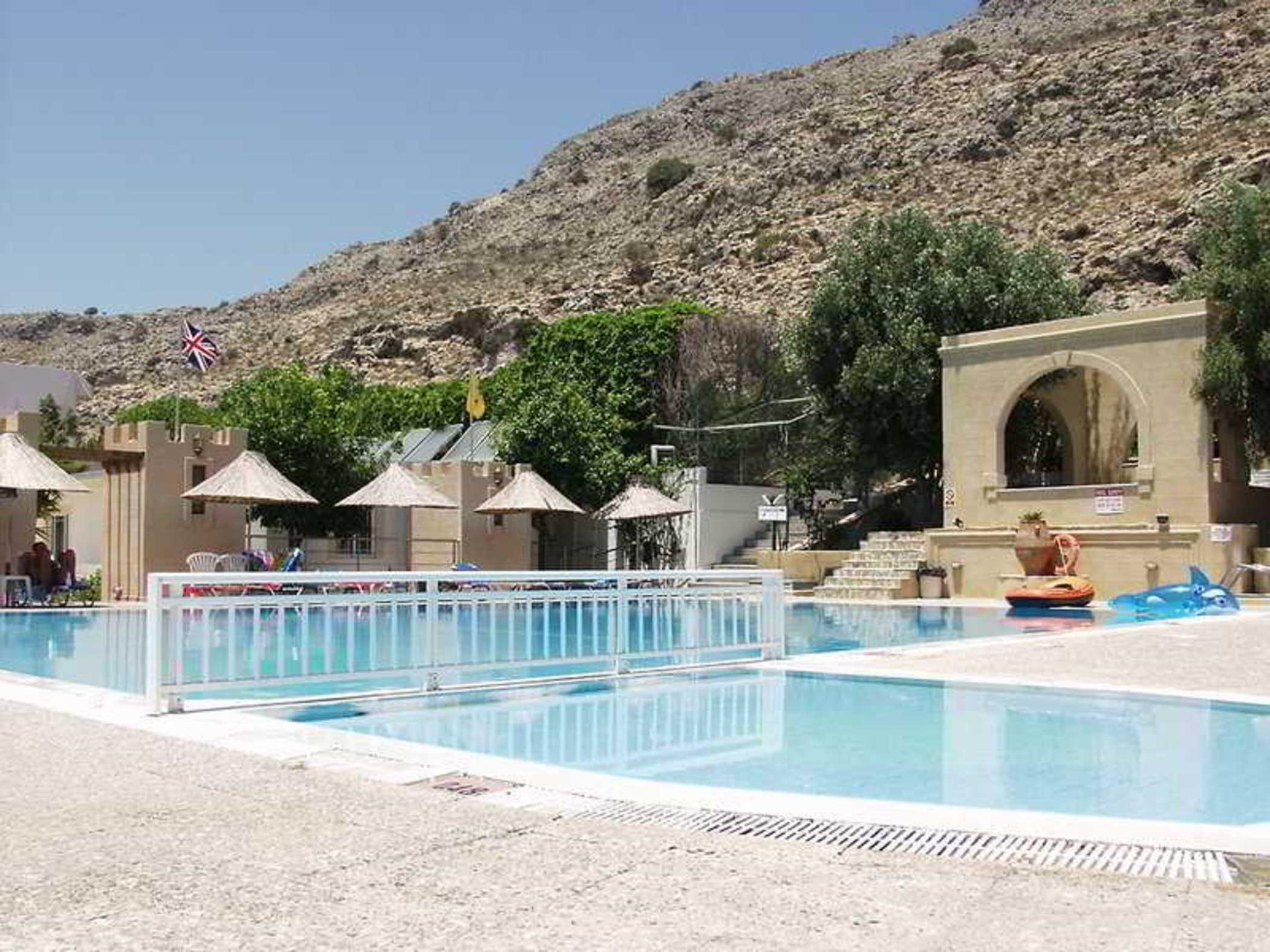 לרדוס Ilyssion Hotel מראה חיצוני תמונה