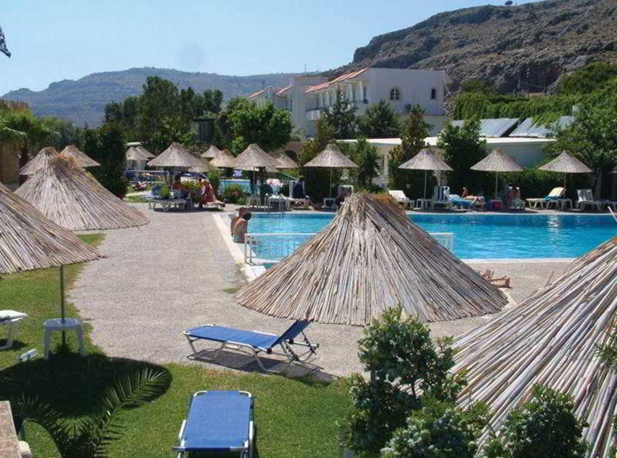 לרדוס Ilyssion Hotel מראה חיצוני תמונה