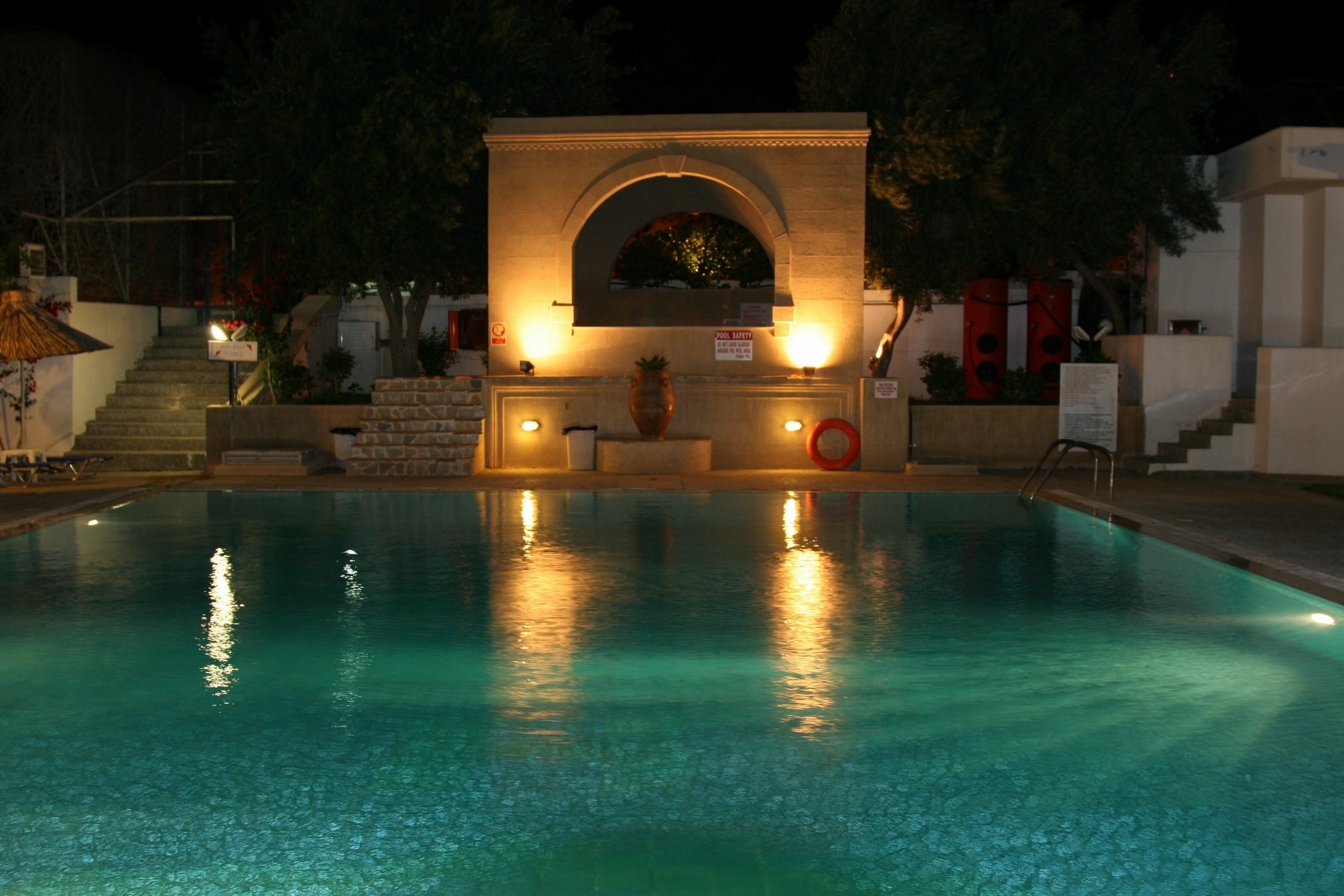לרדוס Ilyssion Hotel מראה חיצוני תמונה
