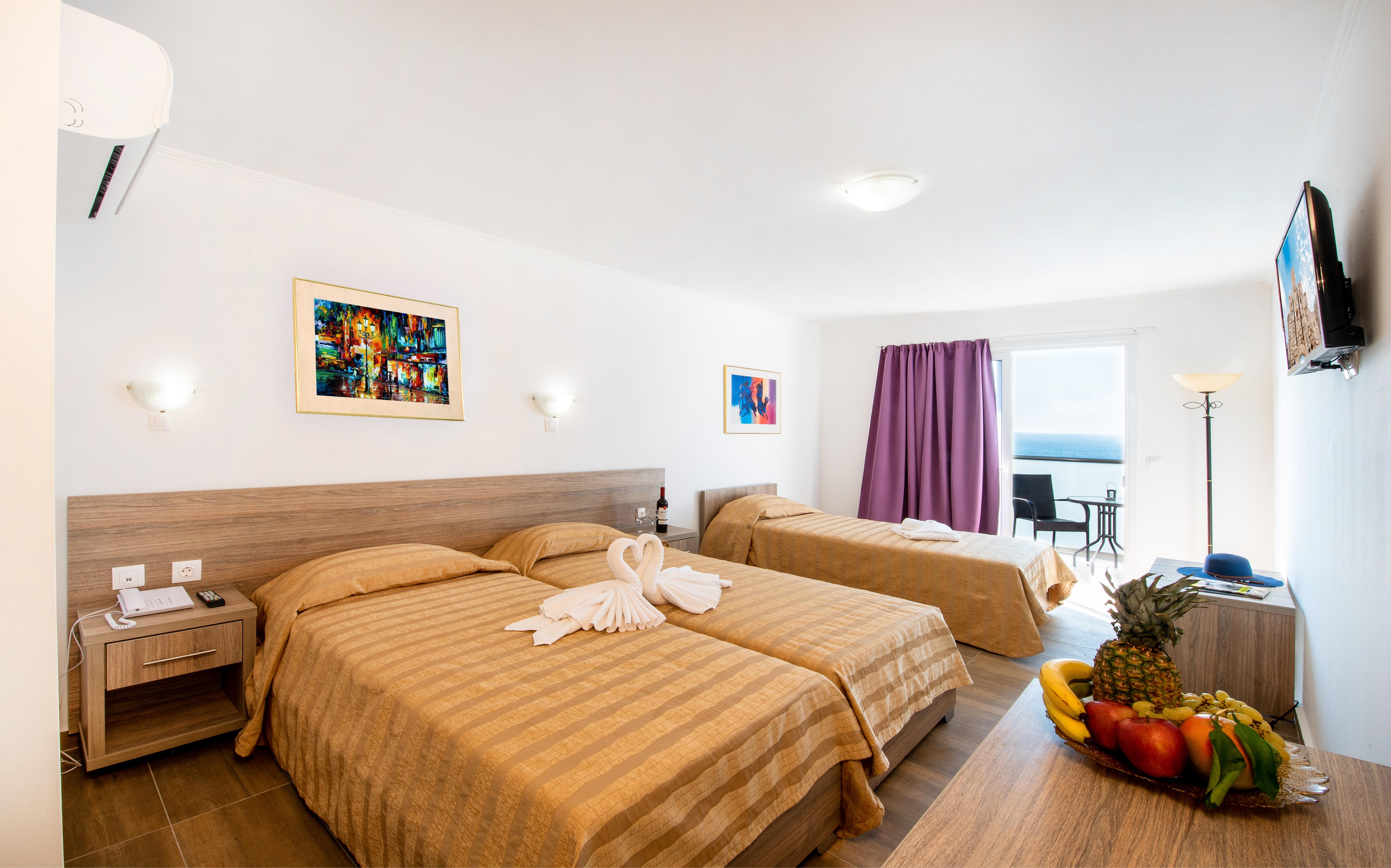 לרדוס Ilyssion Hotel מראה חיצוני תמונה